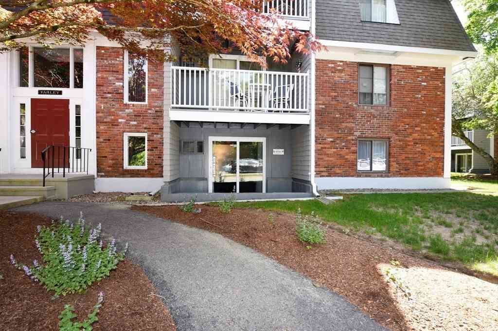 Condo For Sale - 220 Bedford St #F4<br/> Bridgewater, MA 02324