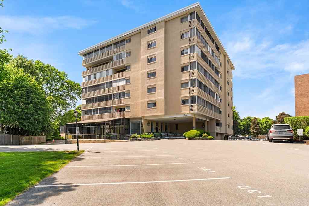Condo For Sale - 53 Melrose St #6F<br/> Melrose, MA 02176
