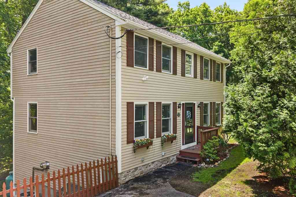 Homes For Sale - 89 Old Andover Rd<br/> North Reading, MA 01864