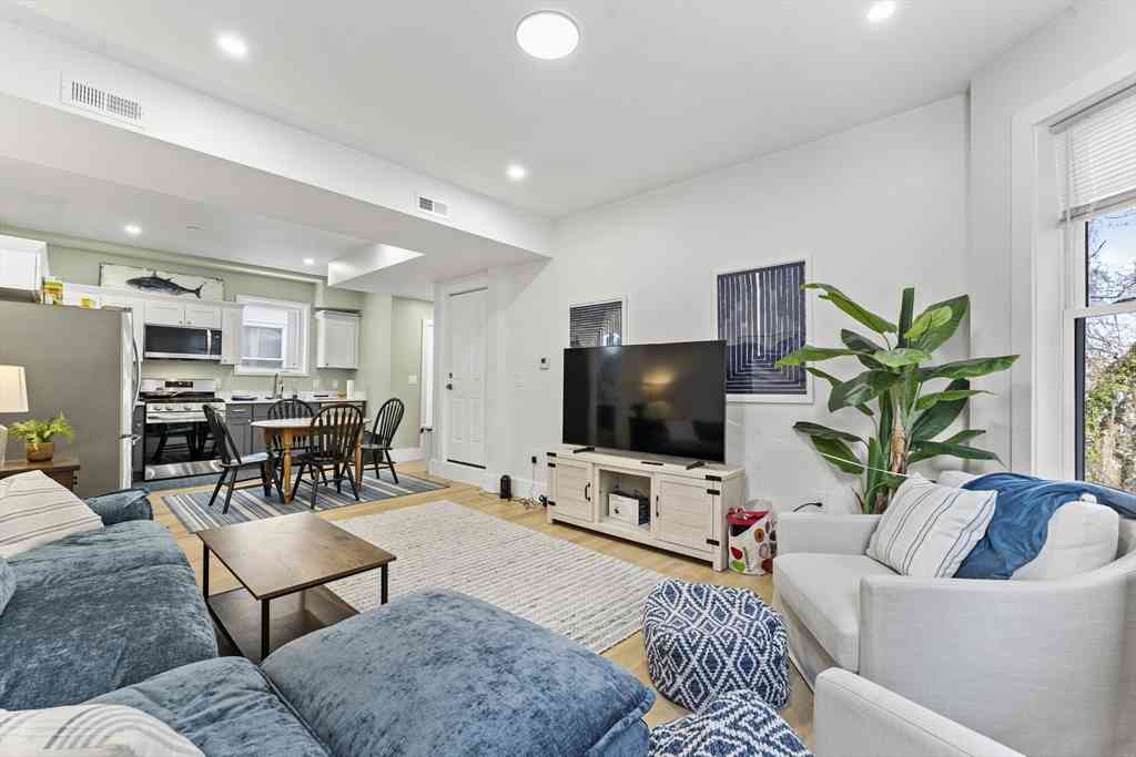 Apartment For Rent - 7 Oswald Street #1<br/> Boston, MA 02120