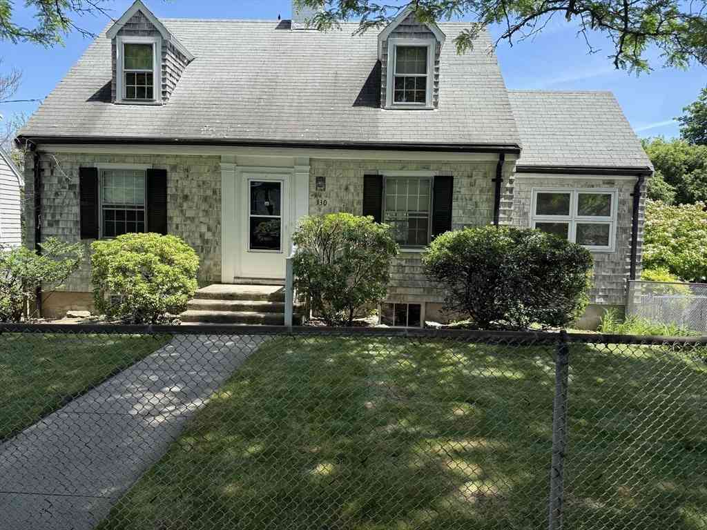 Homes For Sale - 130 Winchester St<br/> Newton, MA 02461