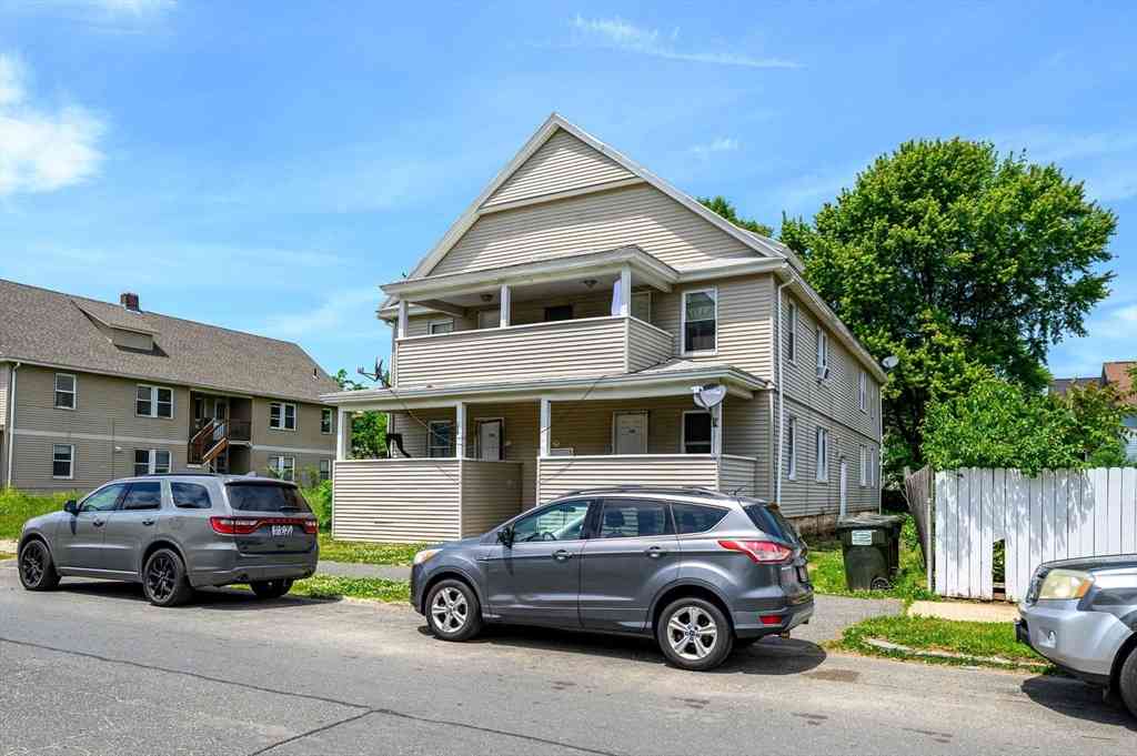 Homes For Rent - 128-130 Kensington Ave<br/> Springfield, MA 01108
