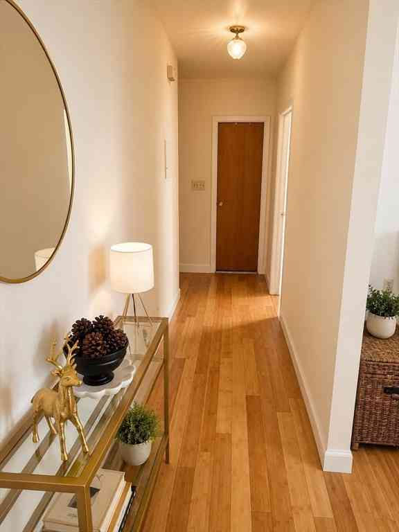 Apartment For Rent - 135 Walnut St. #1<br/> Somerville, MA 02145