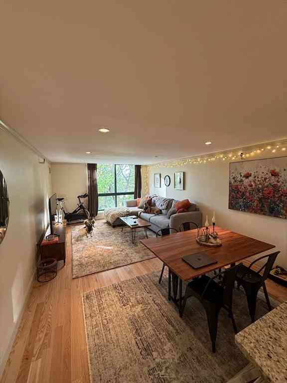 Condo For Rent - 42 Eighth #3318<br/> Boston, MA 02129