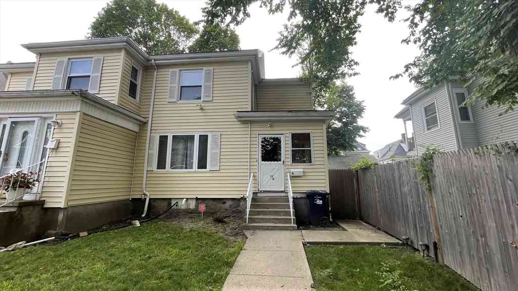 Homes For Rent - 13 Whitman St #B<br/> Boston, MA 02124