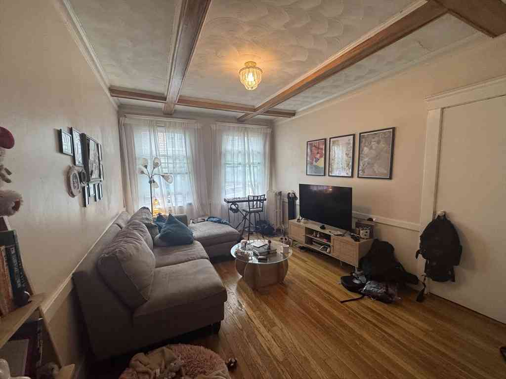Apartment For Rent - 130 Sutherland #4<br/> Boston, MA 02135