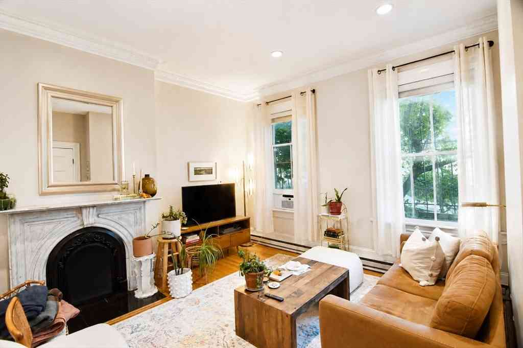Condo For Rent - 65 Worcester St #2<br/> Boston, MA 02118