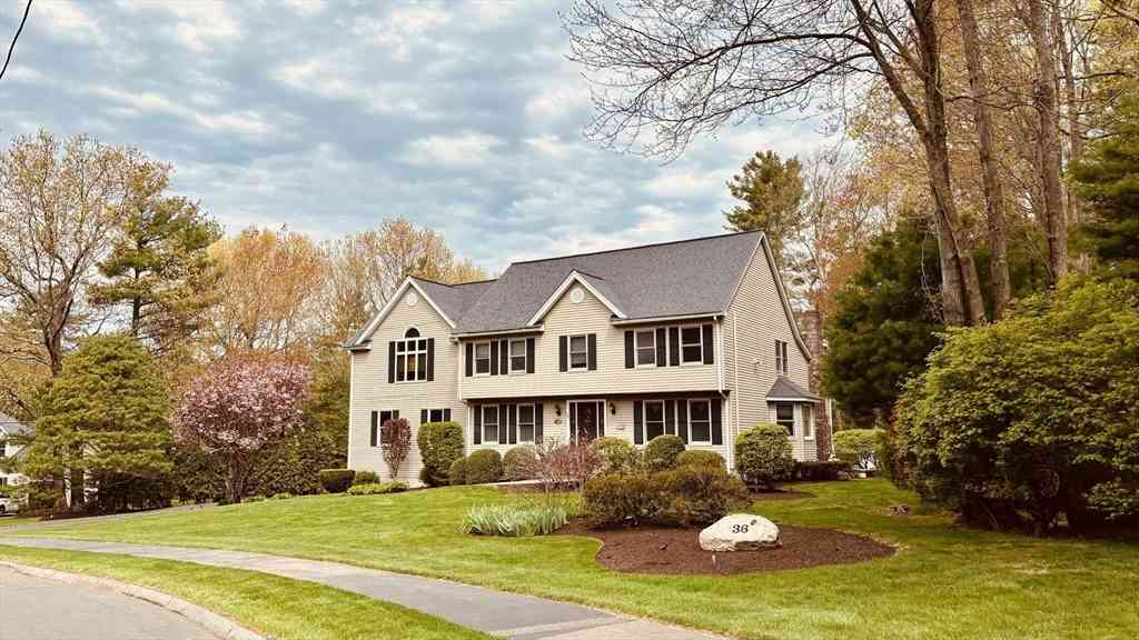 Homes For Sale - 36 Jackson Circle<br/> Franklin, MA 02038