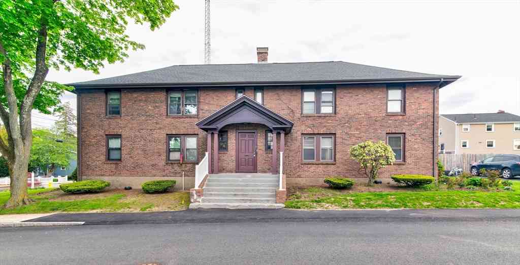 Apartment For Rent - 4 Weston Ave #2<br/> Braintree, MA 02184
