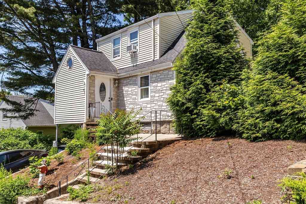 Homes For Sale - 30 Tinson Rd<br/> Quincy, MA 02169