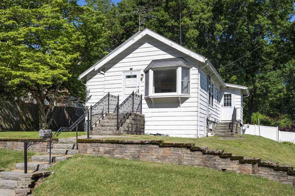 Homes For Sale - 14 Saybrook Rd<br/> Worcester, MA 01604