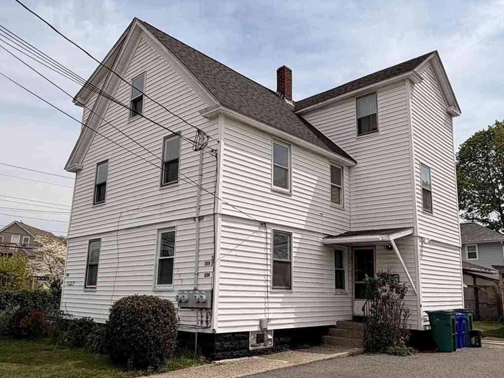 Multifamily For Rent - 326 Thacher St<br/> Attleboro, MA 02703