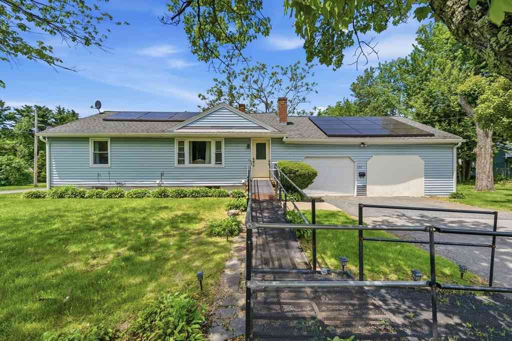 Homes For Sale - 297 Whalom Rd<br/> Lunenburg, MA 01462