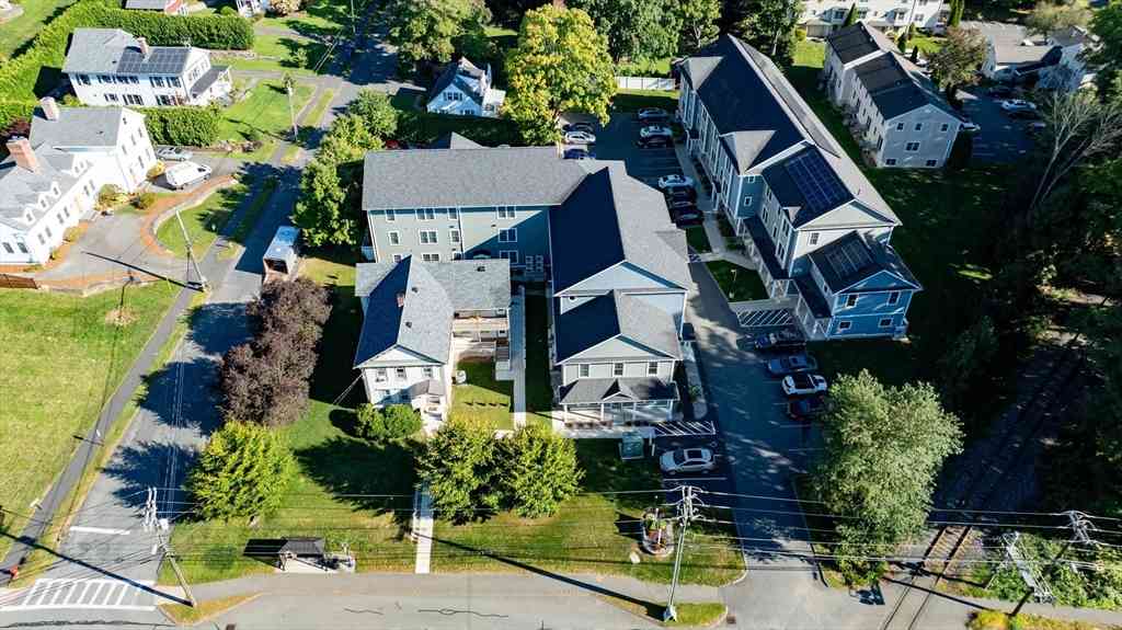 Apartment For Rent - 462 Main Street #UNIT 3<br/> Hampshire County, Amherst, MA 01002