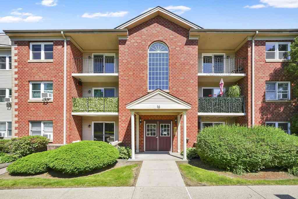 Condo For Sale - 16 Maple Crest Cir #J<br/> Holyoke, MA 01040