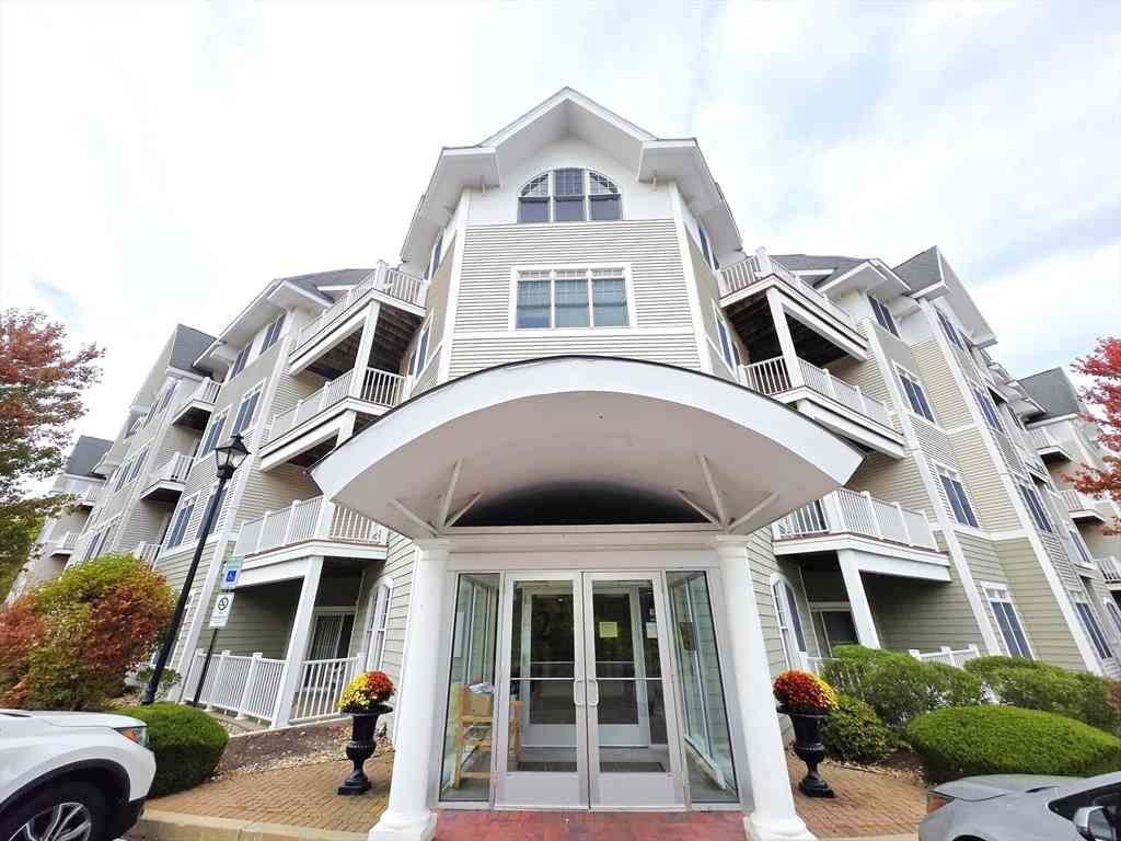 Condo For Rent - 614 Pond St #2309<br/> Braintree, MA 02184
