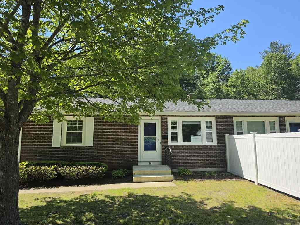 Homes For Rent - 38 Cobb<br/> Rockland, MA 02370