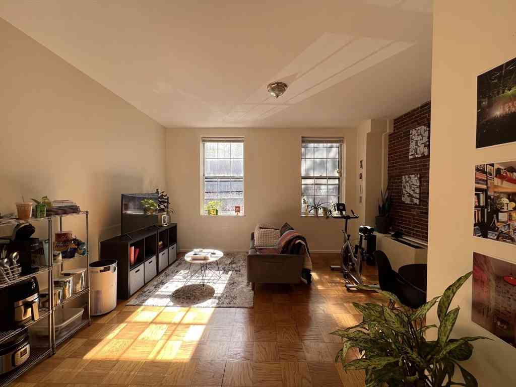 Condo For Rent - 13 Bowdoin Street #1C<br/> Boston, MA 02114