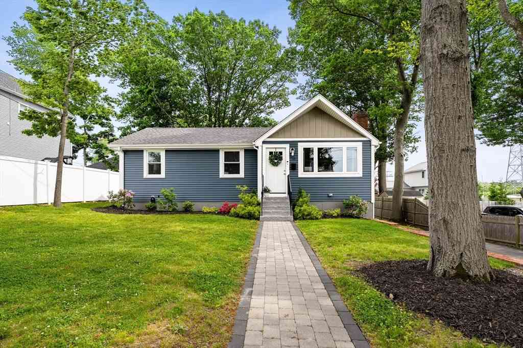 Homes For Sale - 12 Arlington St.<br/> Weymouth, MA 02188