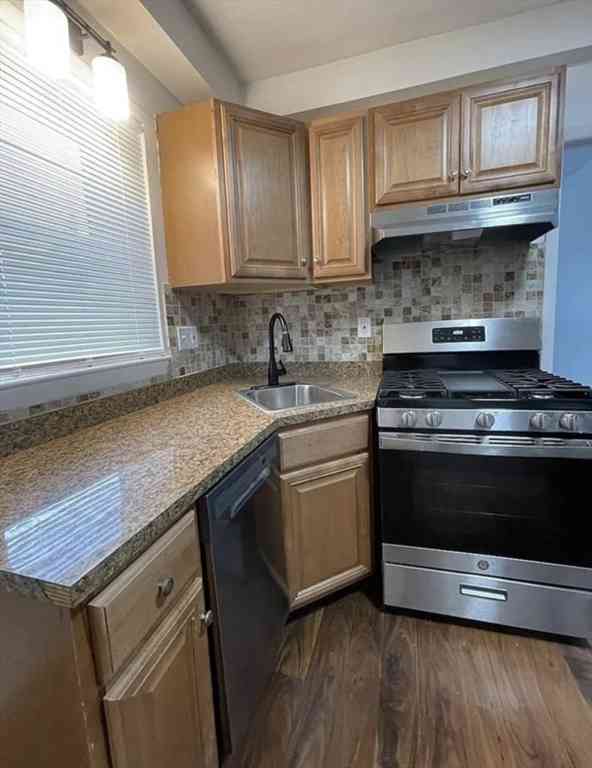 Apartment For Rent - 64 Trafford #6<br/> Quincy, MA 02169