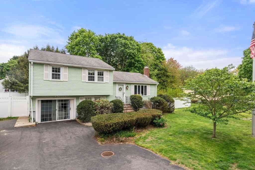Homes For Sale - 2 Forbes Rd<br/> Canton, MA 02021