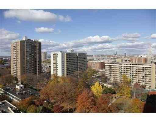 Condo For Rent - 9 Hawthorne Place #6O<br/> Boston, MA 02114