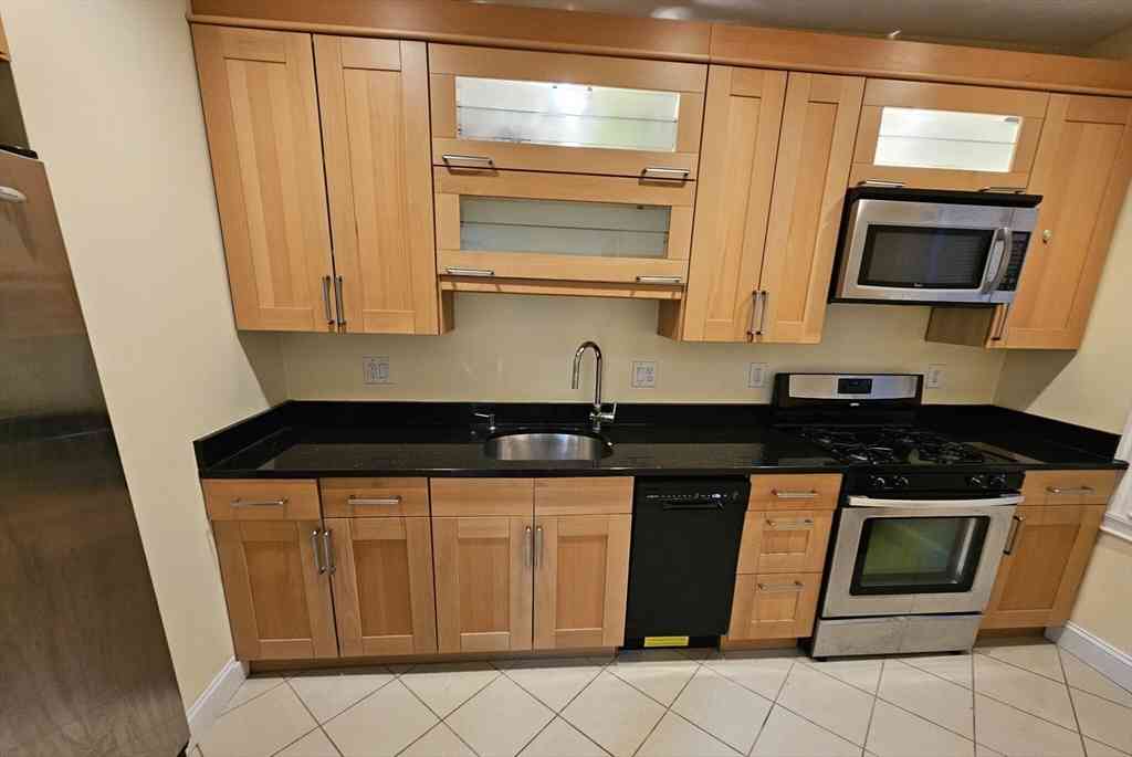 Condo For Rent - 47 Park Vale Ave #4<br/> Boston, MA 02134