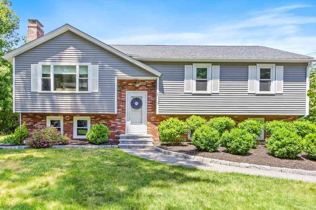 Homes For Sale - 3 Thomas Drive<br/> Franklin, MA 02038