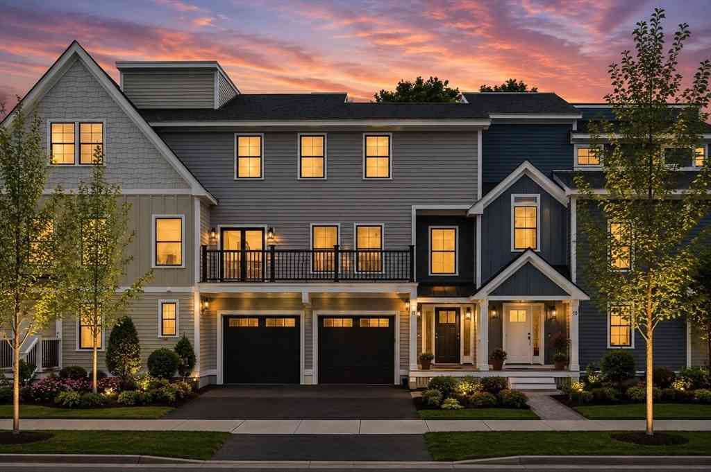 Homes For Sale - 11 Washington Street<br/> Ipswich, MA 01938