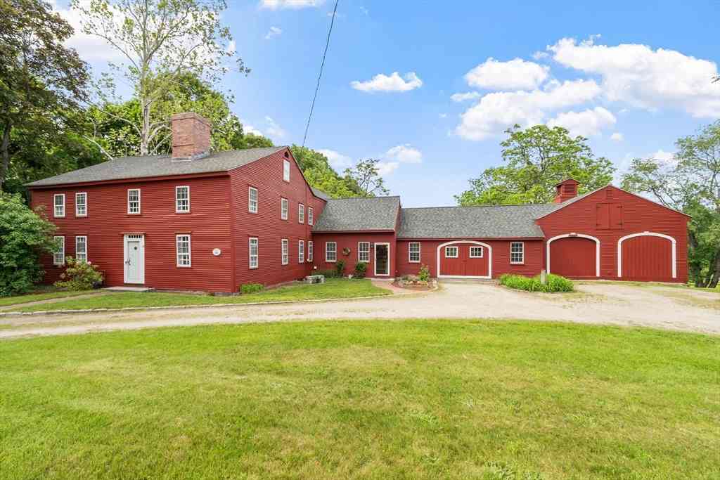 Homes For Sale - 19 Maple Road<br/> Chelmsford, MA 01824