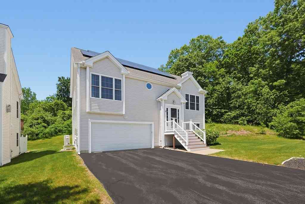 Condo For Sale - 12 Zain Cir #12<br/> Milford, MA 01757