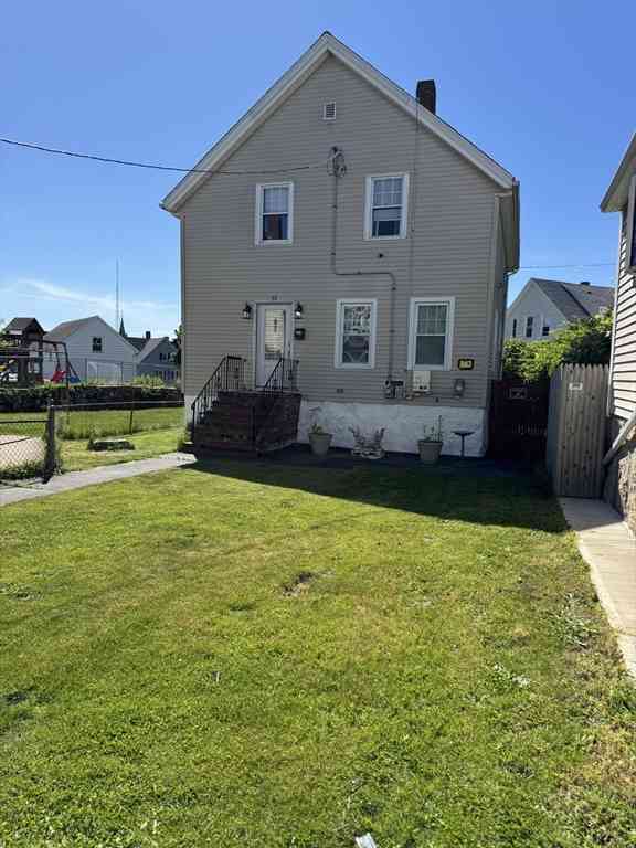 Homes For Sale - 12 Sears St<br/> New Bedford, MA 02740