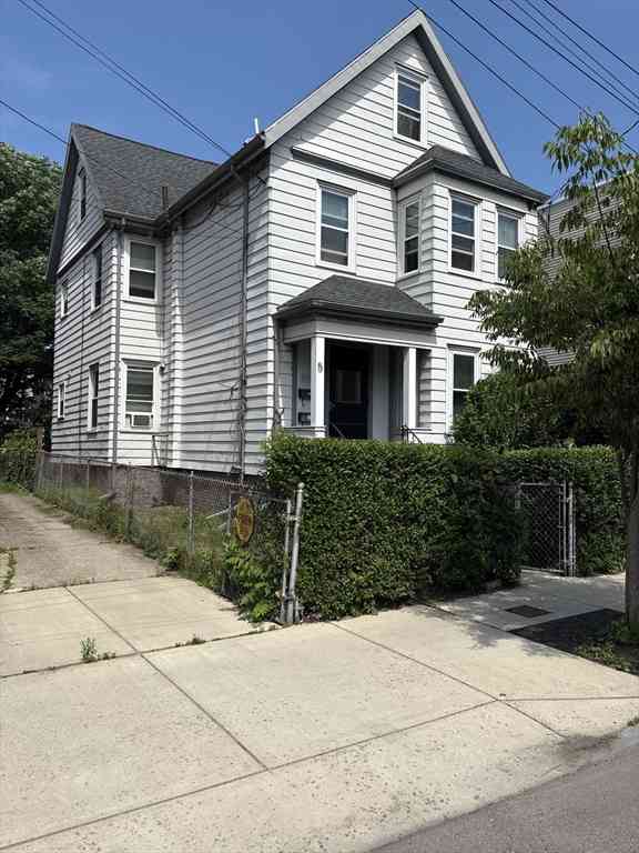Apartment For Rent - 5 Beacon St #1<br/> Somerville, MA 02143
