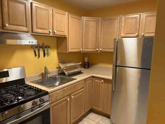Condo For Rent - 6 Hayes #12<br/> Boston, MA 02131