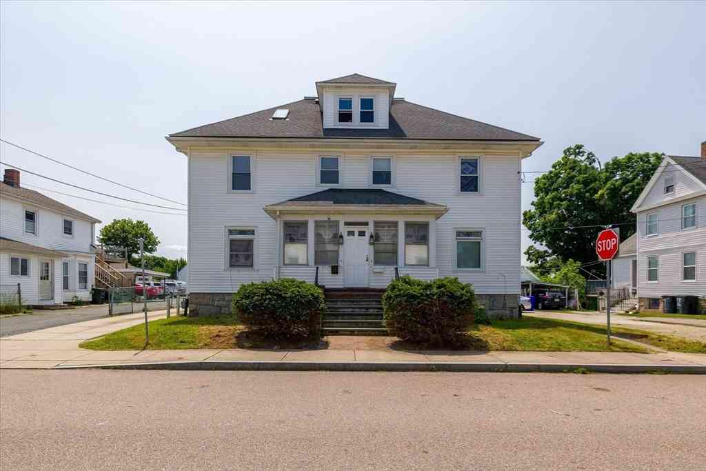 Homes For Rent - 30 Church St #1<br/> Milford, MA 01757