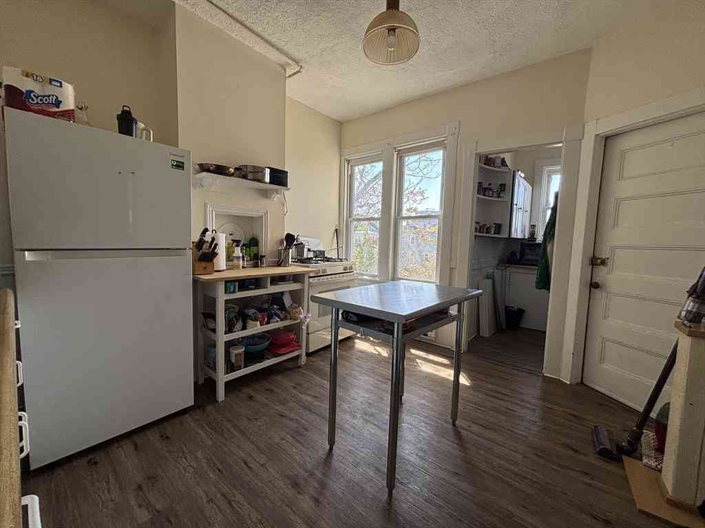 Apartment For Rent - 38 Jefferson St #3<br/> Cambridge, MA 02141