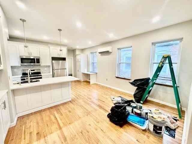 Condo For Rent - 76 North Margin #8<br/> Boston, MA 02113