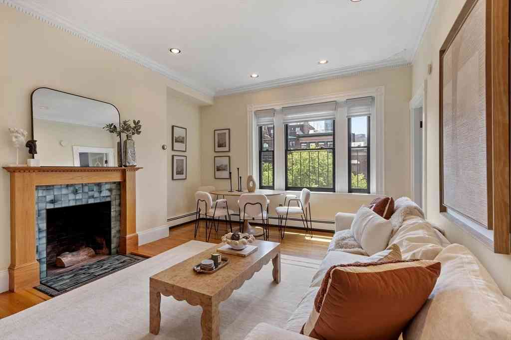 Condo For Sale - 462 Beacon St #31<br/> Boston, MA 02115