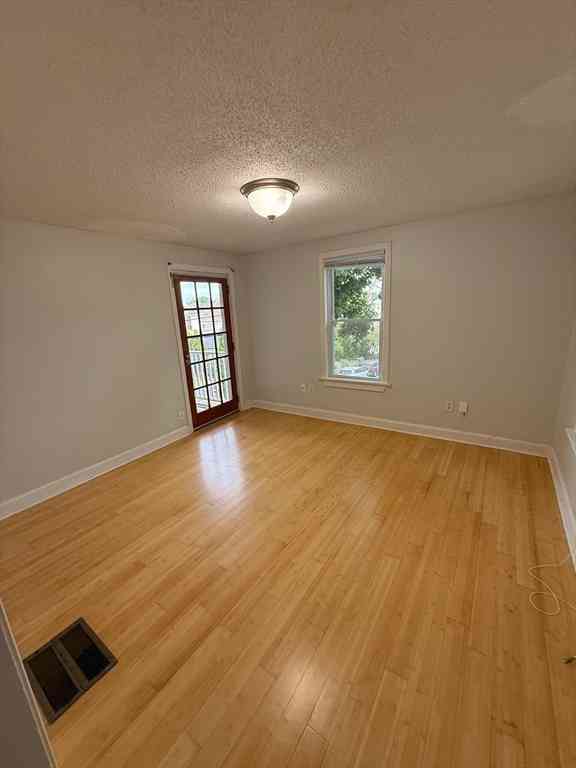 Apartment For Rent - 40 Clark St #2<br/> Malden, MA 02148
