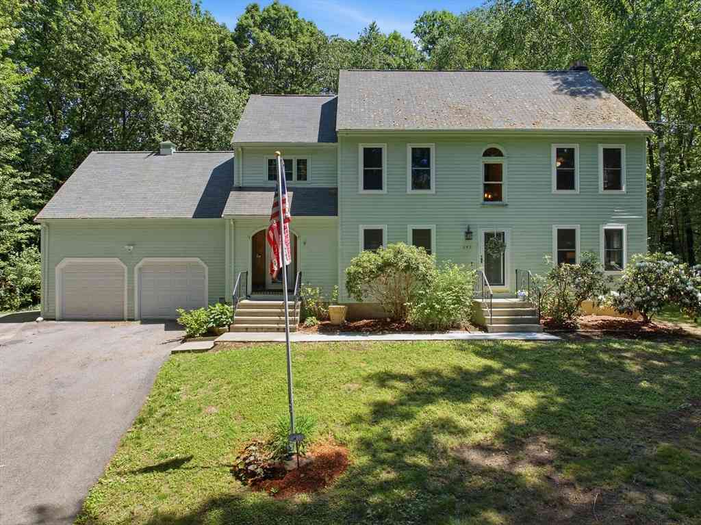 Homes For Sale - 649 Concord Rd<br/> Marlborough, MA 01752