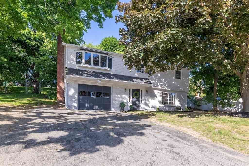 Homes For Sale - 110 Low St<br/> Newburyport, MA 01950