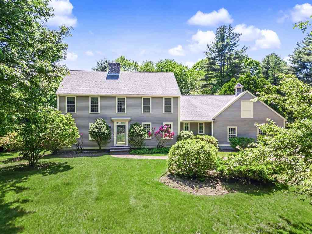 Homes For Sale - 6 N Mill St<br/> Hopkinton, MA 01748
