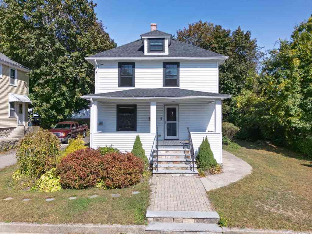Homes For Sale - 30 Whitney St<br/> Milford, MA 01757