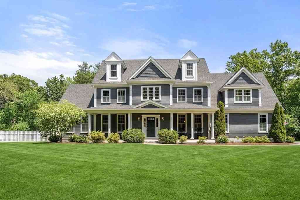 Homes For Sale - 4 Twin Meadow Lane<br/> Sudbury, MA 01776