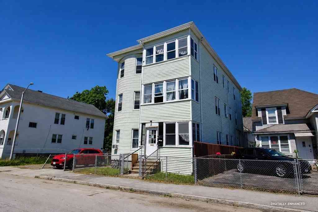 Multifamily For Rent - 8 Douglas Street<br/> Worcester, MA 01603