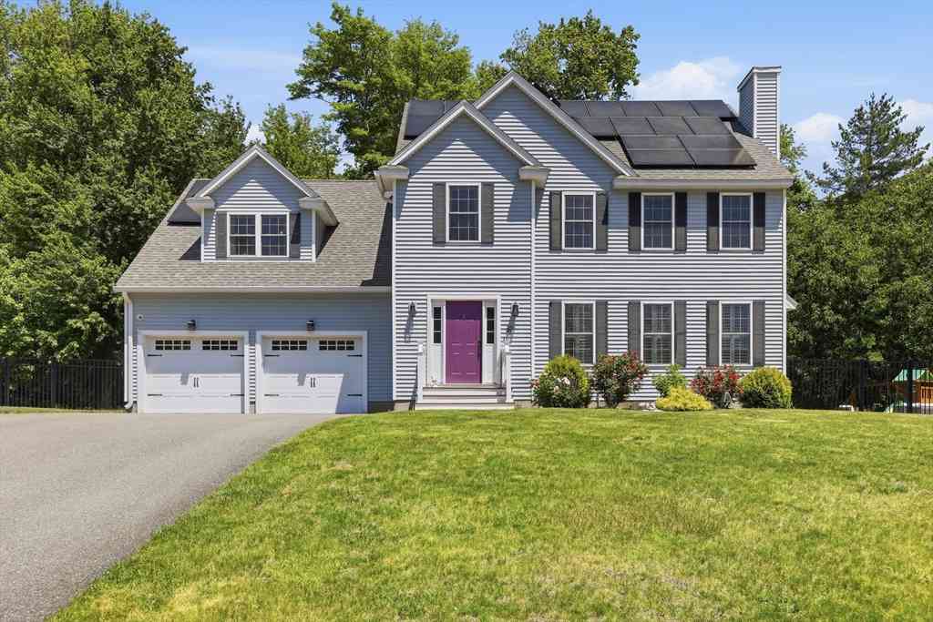 Homes For Sale - 37 Hemlock Dr<br/> Ayer, MA 01432