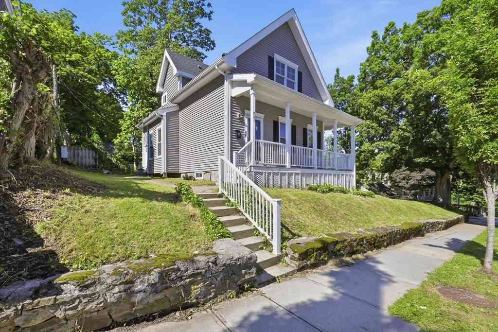 Homes For Sale - 57 May St<br/> Worcester, MA 01610