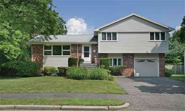 Homes For Rent - 121 Andrew Street<br/> Newton, MA 02459