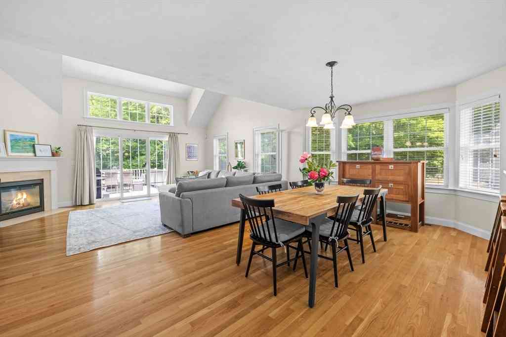 Condo For Sale - 9 Franklin #8<br/> Acton, MA 01720