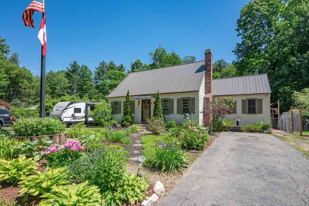 Homes For Sale - 25 Hickory Drive<br/> Townsend, MA 01469